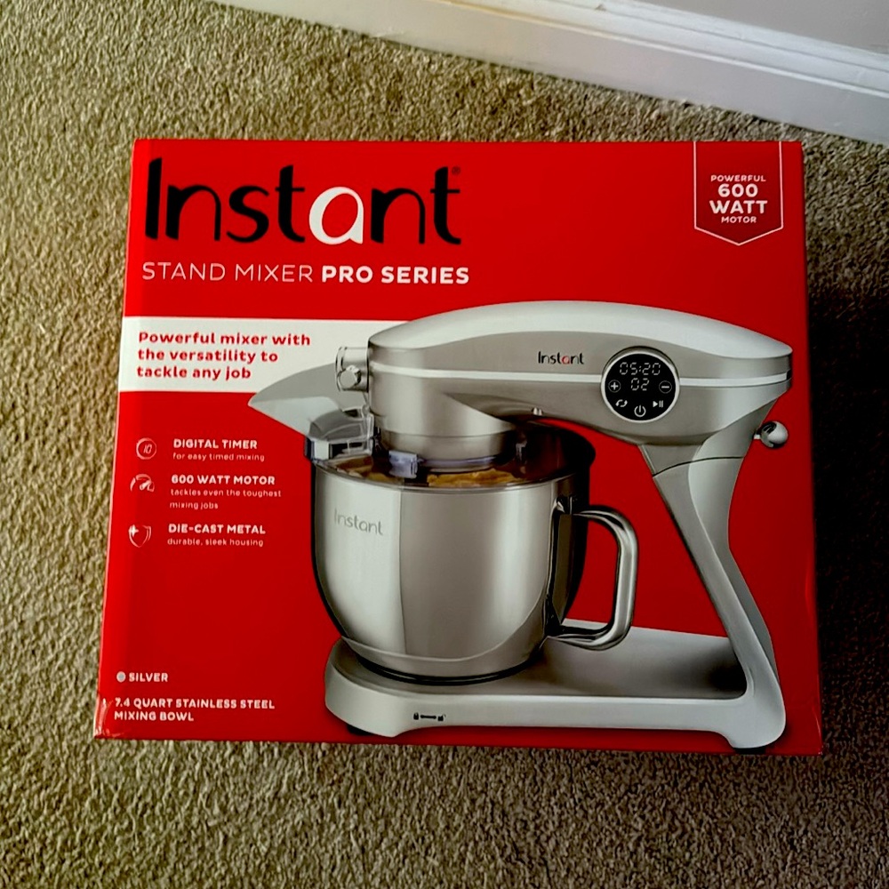 Instant ®️Stand Mixer Pro Series, Silver 600watts - Picture 1 of 4